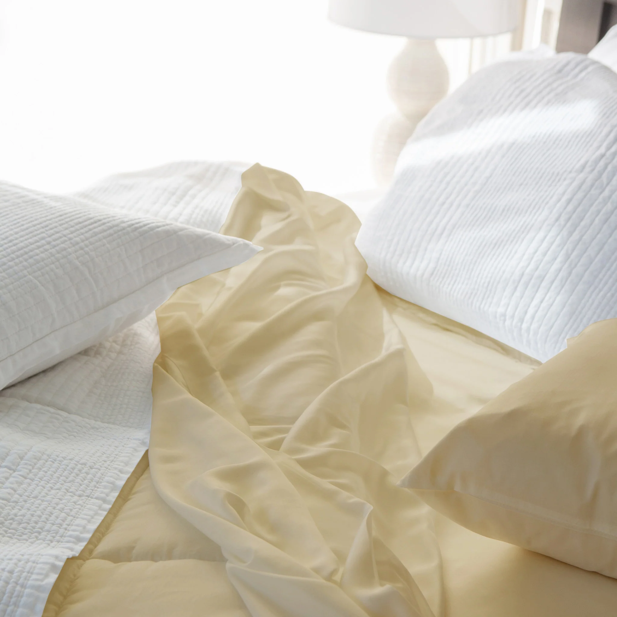 Longaberger 7-Piece Bedding Set - White Quilt with Sand Sheet Set - Image 4
